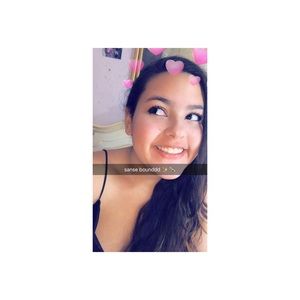 Meet your Posher, Ana